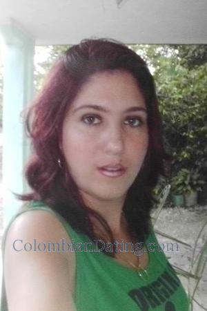 161202 - Aida Age: 28 - Cuba