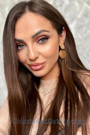 224238 - Yuliia Age: 34 - Ukraine