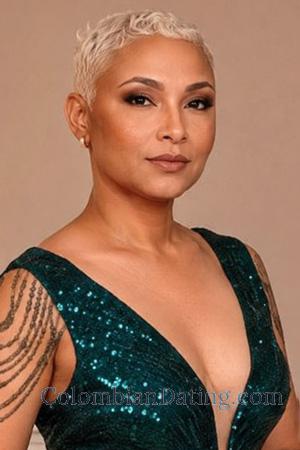 227590 - Beatriz Age: 39 - Colombia