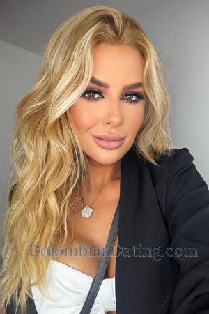 228567 - Raissa Age: 38 - Brazil